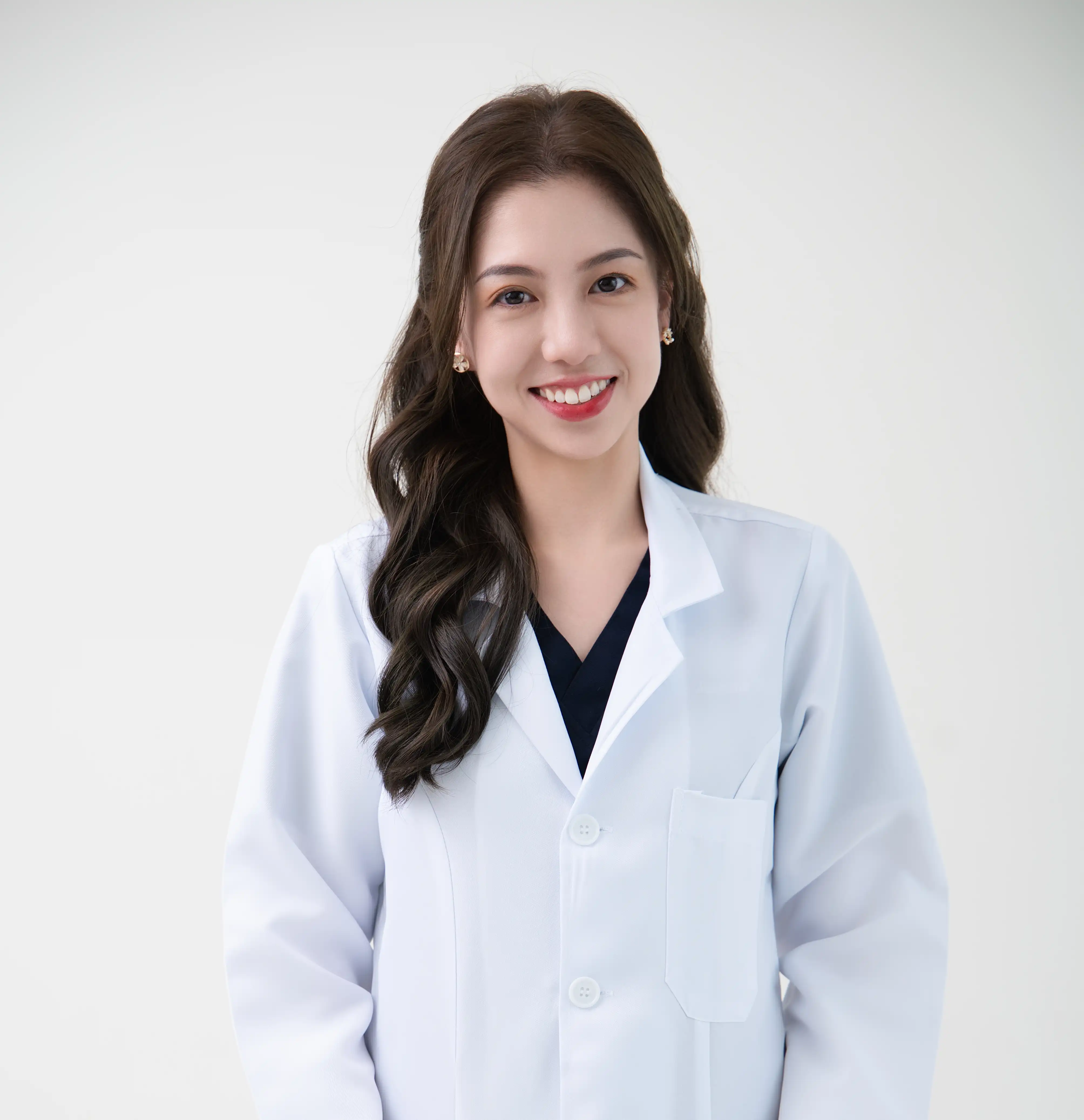 Dr. Jasmine Hun